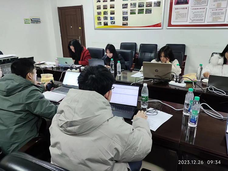 怀化市六届人大三次会议大会保障现场