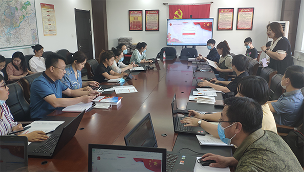 铁西区人大向代表团秘书培训现场