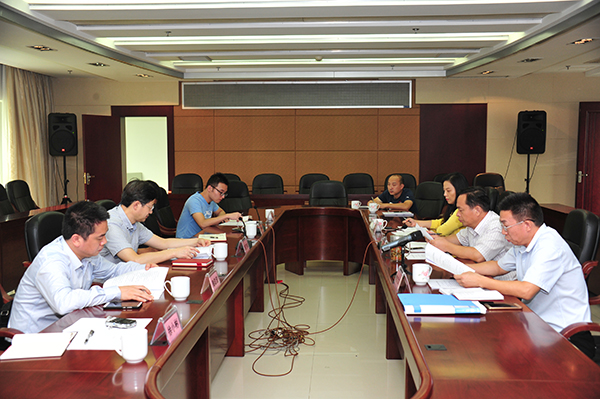 省人大常委会副秘书长、办公厅主任谢卫东来长调研信息化工作